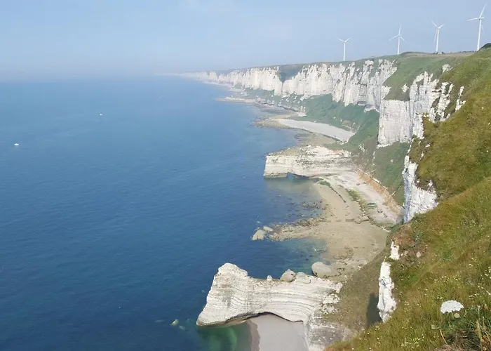 Vue L échappée Normande Saint-Pierre-en-Port